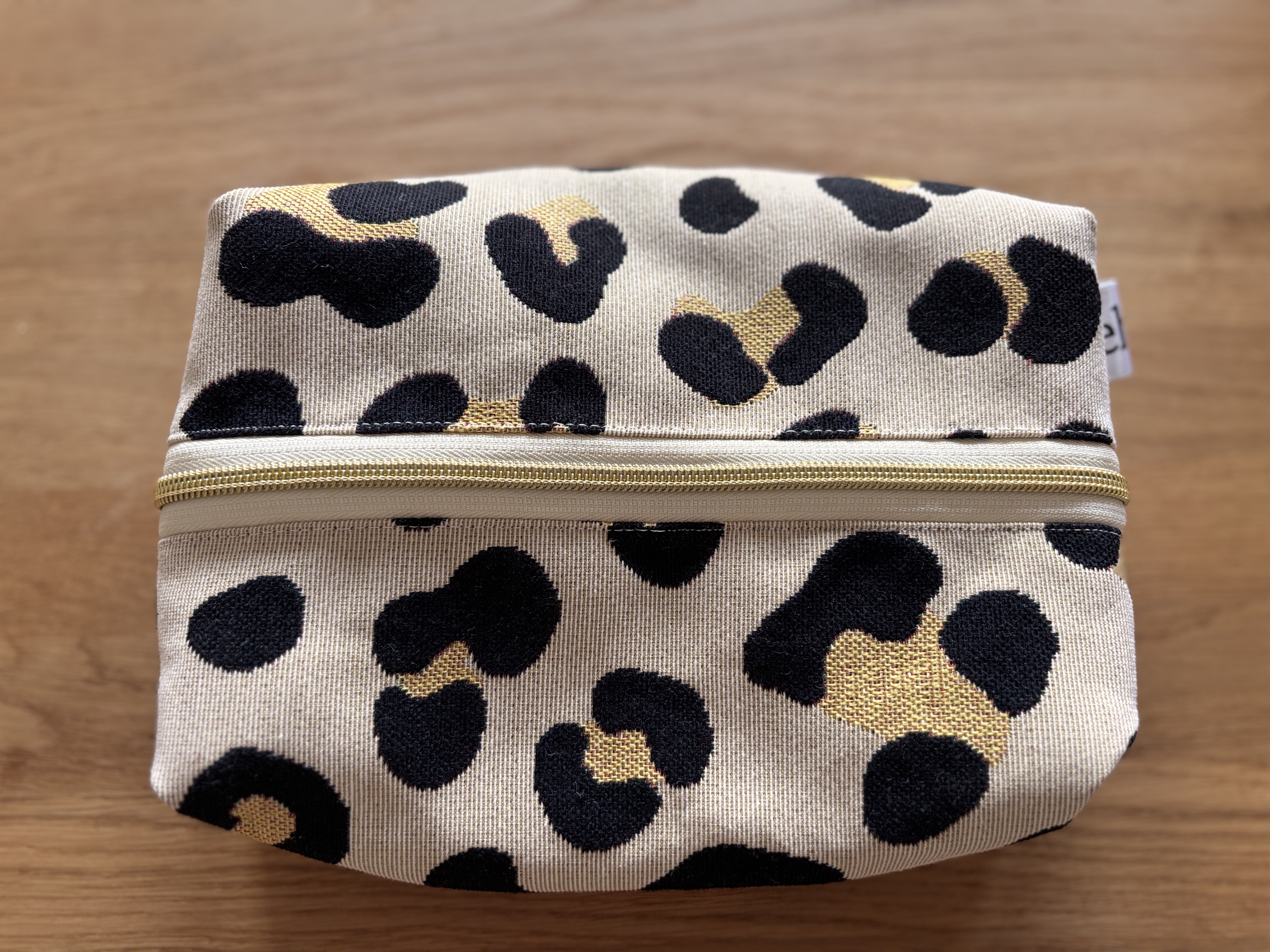 Pouch small