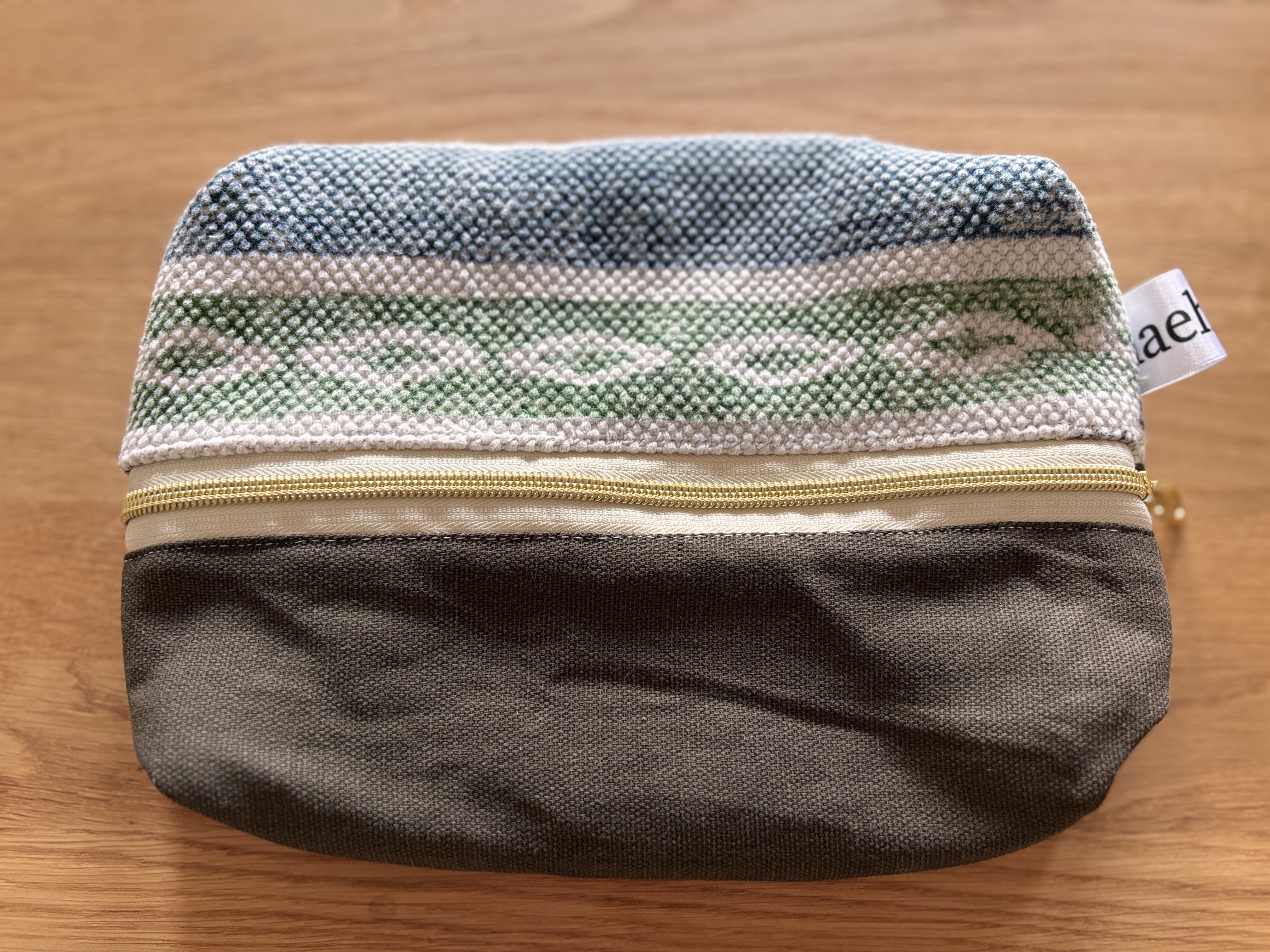Pouch small